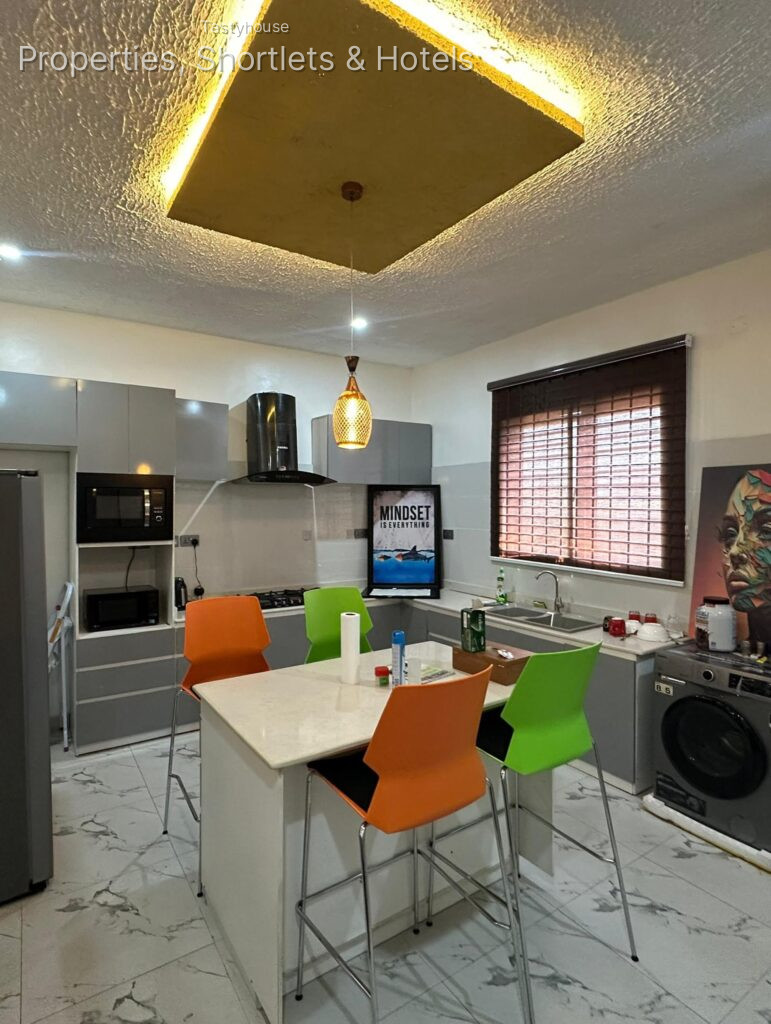 2 – Bedroom Flat