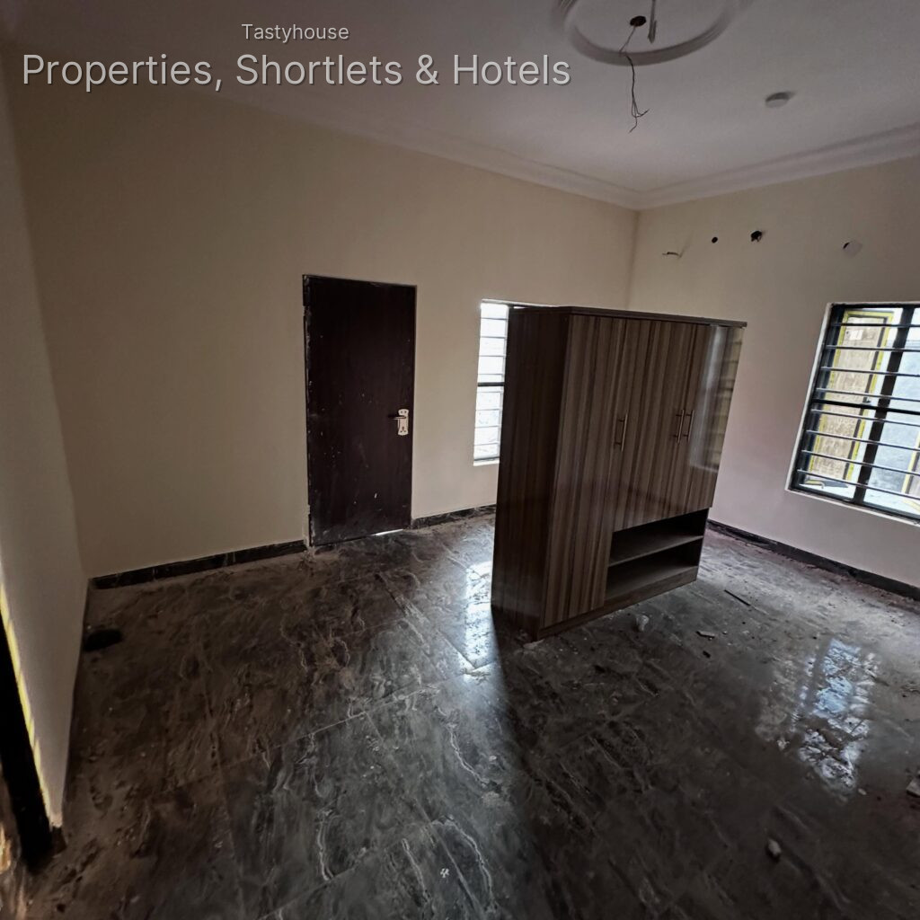 2 &3 Bedroom Flat