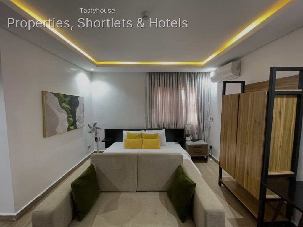 Studio Apartment