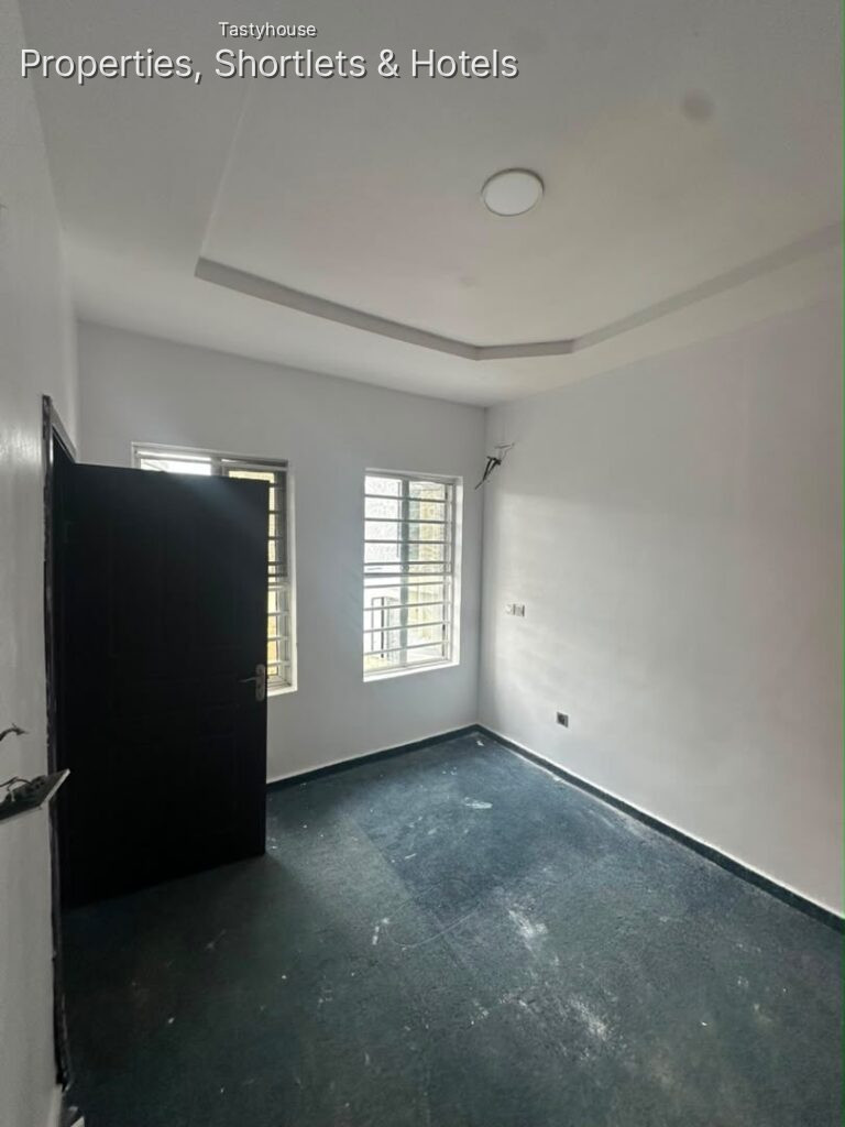 4 Bedroom Semi Detached Duplex