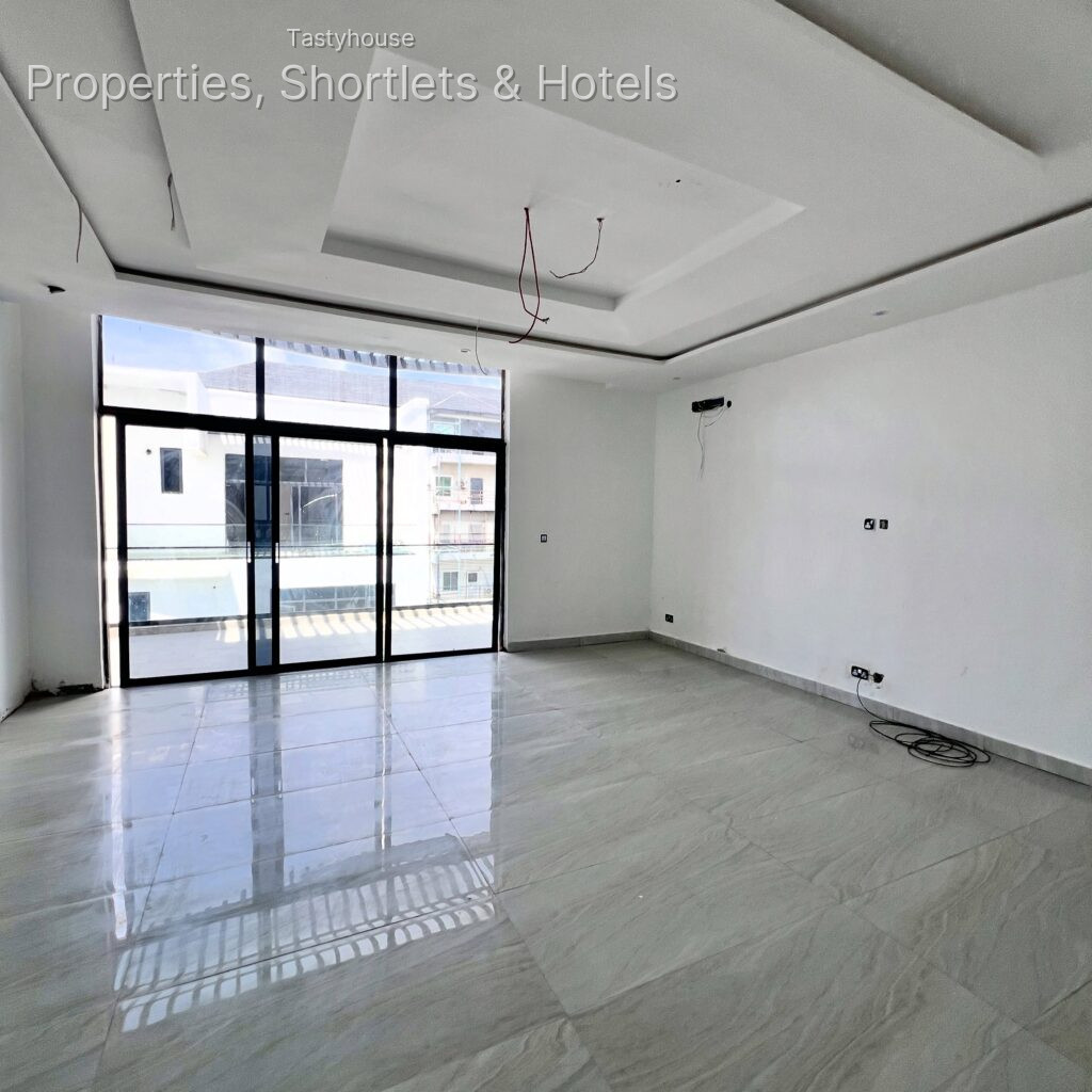 Brand New 2 Bedroom Penthouse |
