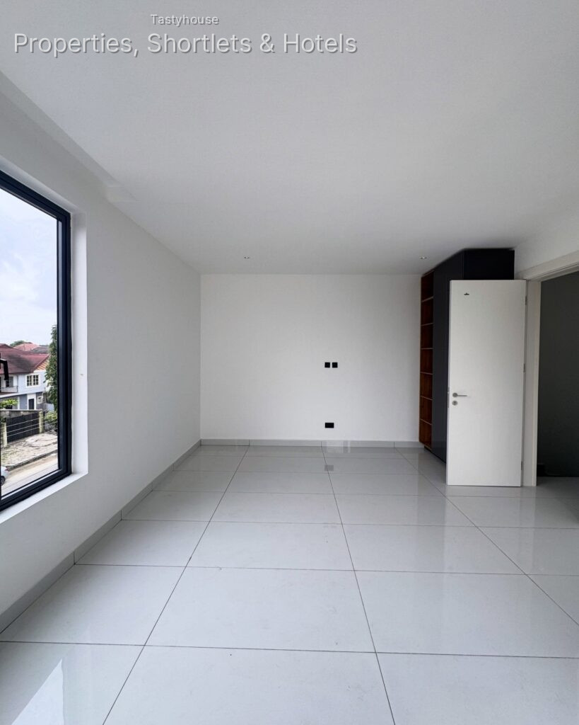 2 APARTMENT MAISONETTE