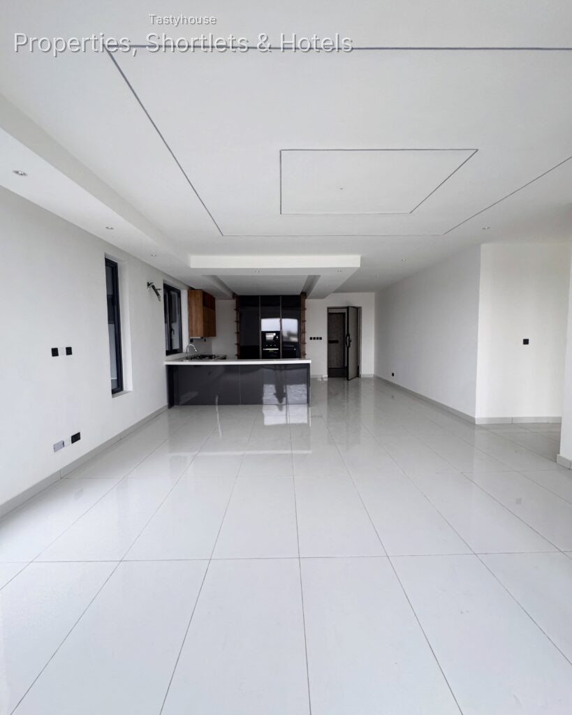 2 APARTMENT MAISONETTE