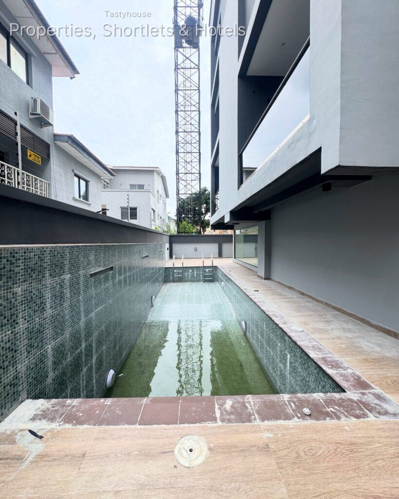 2 APARTMENT MAISONETTE