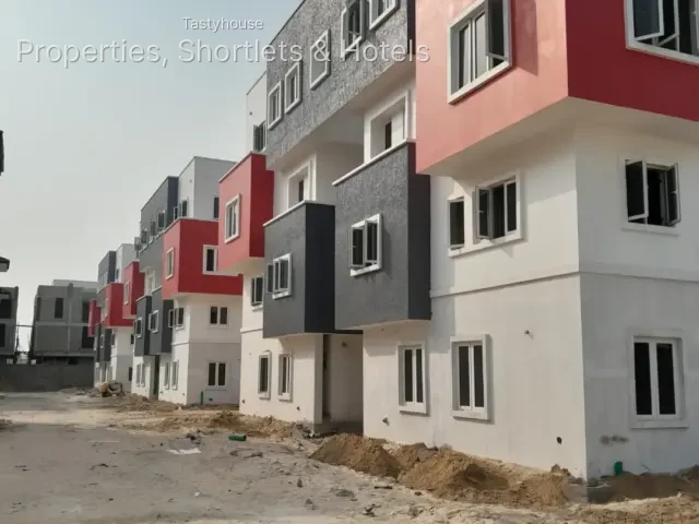 3 – Bedroom Apartment