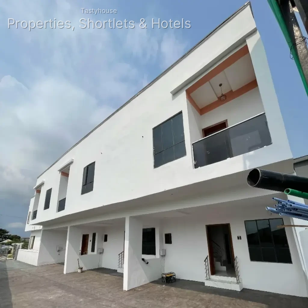 Spacious 3 bedroom terrace duplex