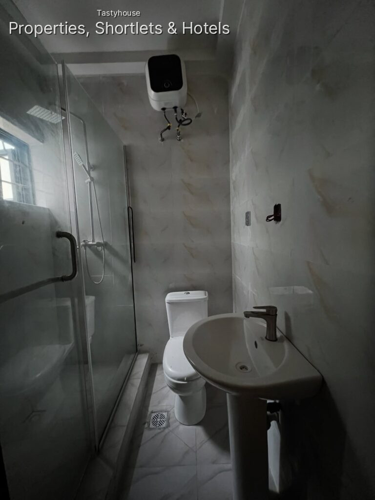 4-BEDROOM TERRACE DUPLEX