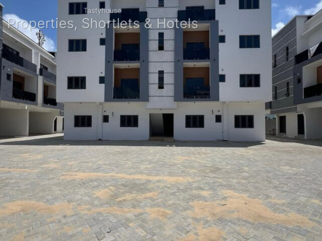 2 – BEDROOM APARTMENTS WITH BQ