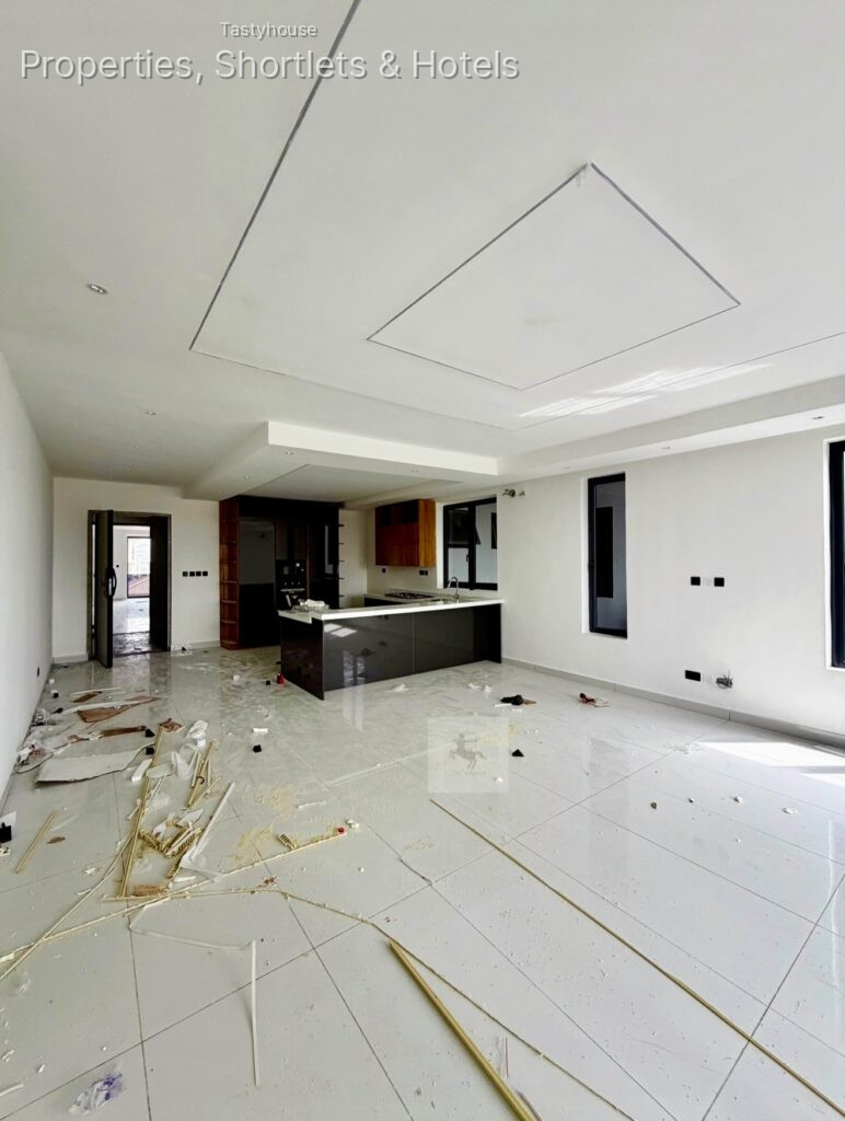Luxury Apartment Building 2 Bedroom Apartment