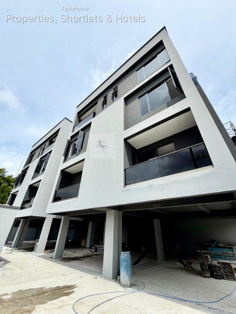 Luxury Apartment Building 2 Bedroom Apartment