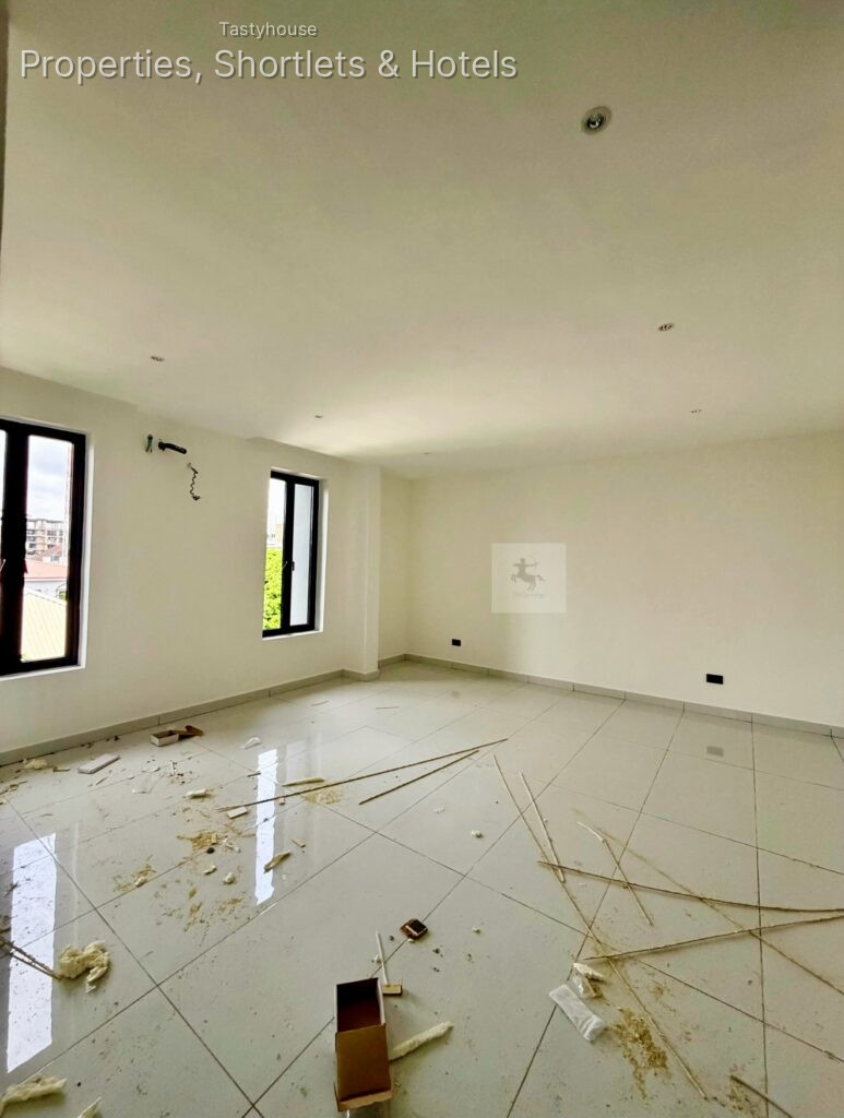 Luxury Apartment Building 2 Bedroom Apartment