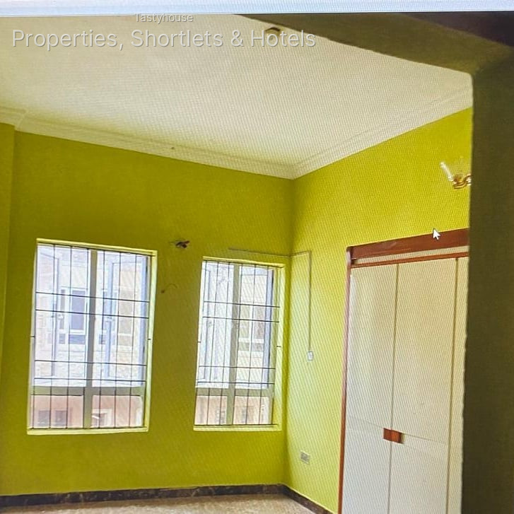 5 BEDROOM SEMI-DETACHED HOUSE PLUS 2ROOM BỌ