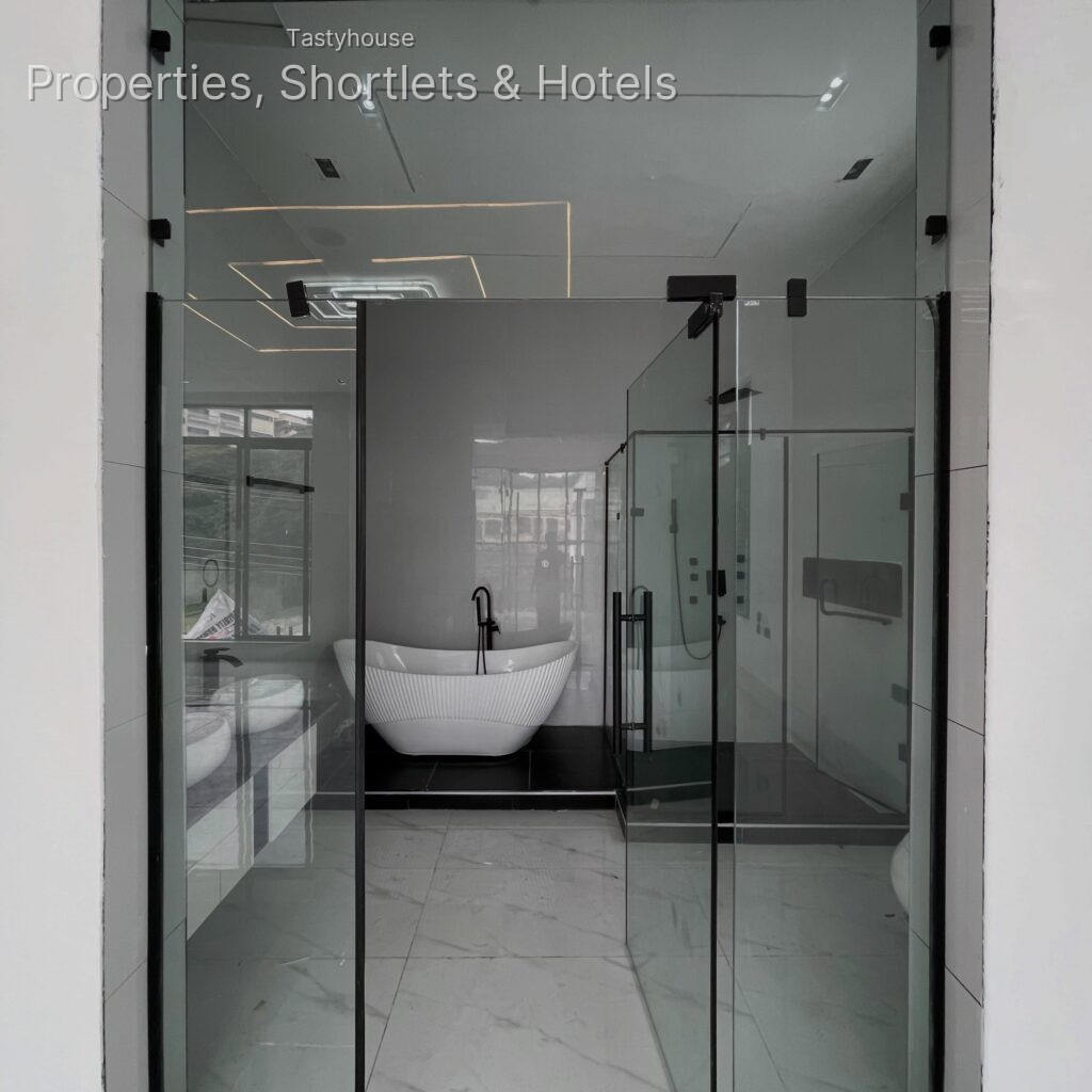 4 Bedroom duplex