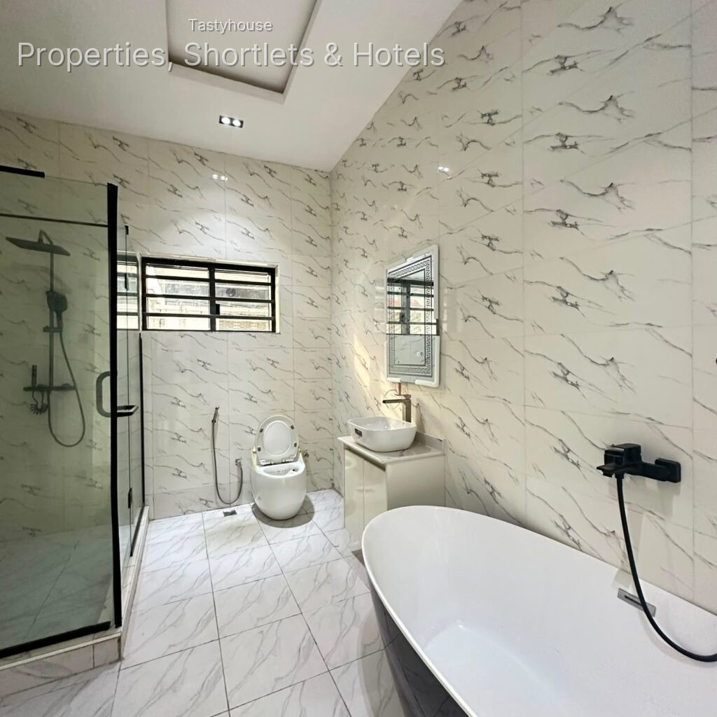 4 Bedroom semi detached duplex with a Bq