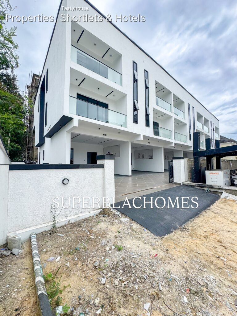 NEWLY BUILT 4 BEDROOM TERRACE DUPLEX WITH A BQ