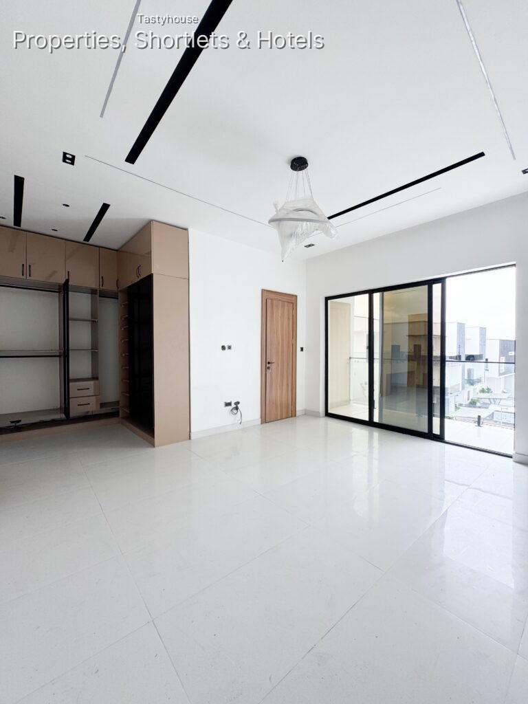 NEWLY BUILT 4 BEDROOM TERRACE DUPLEX WITH A BQ