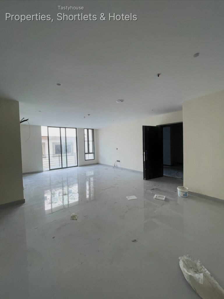 2 BEDROOM SERVICED APARTMEN