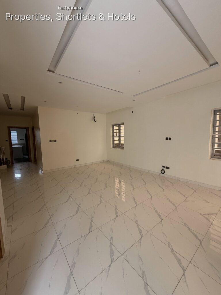 BEDROOM SEMI DETACHED DUPLEX WITH BỌ AND INVERTER