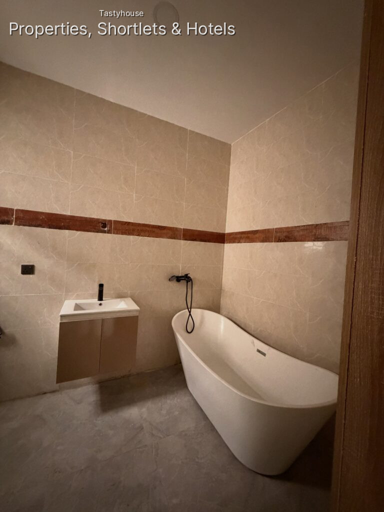 BEDROOM SEMI DETACHED DUPLEX WITH BỌ AND INVERTER