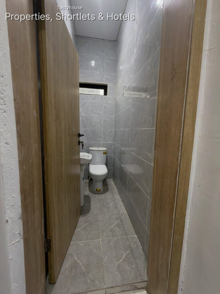 3BEDROOM TERRACE DUPLEX