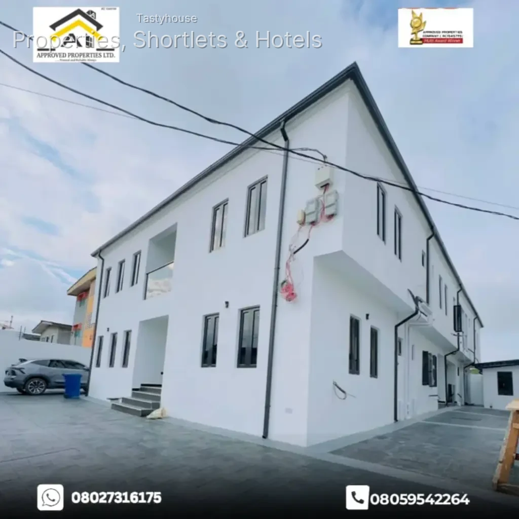 3 – BEDROOM APARTMENT PLUS BQ