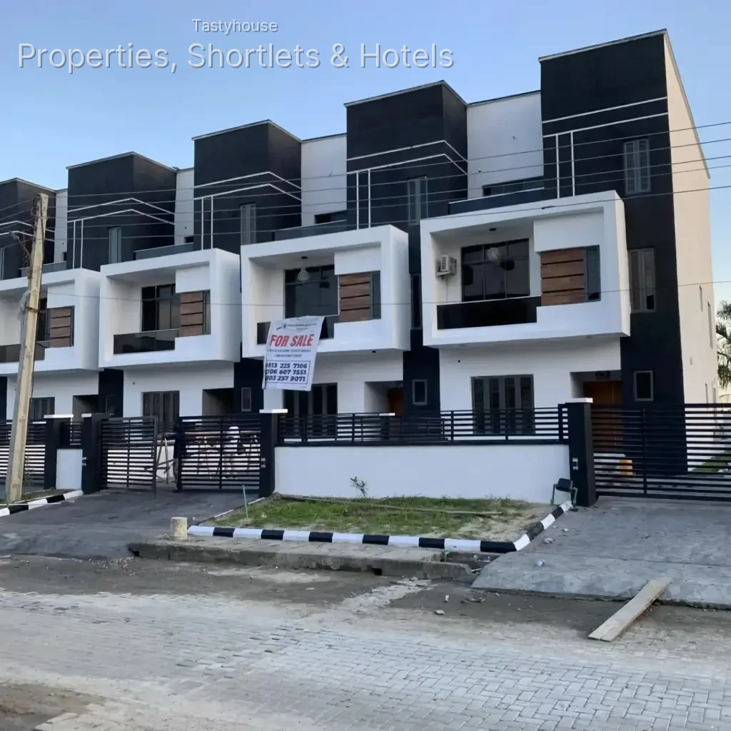 6 BEDROOMs DUPLEXES