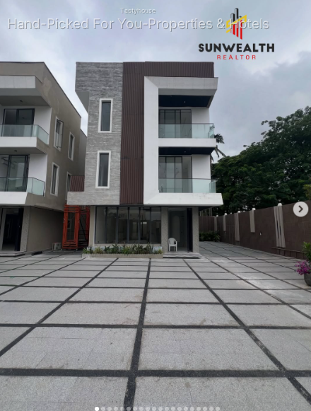 Contemporary 4-Bedroom Luxury Detached Duplex with Swimming Pool – Ikoyi