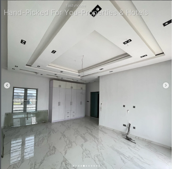 5-Bedroom Fully Detached Duplex with BQ