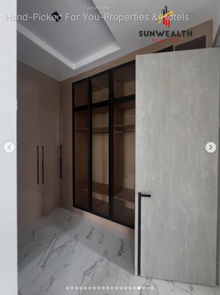 Contemporary 4-Bedroom Luxury Detached Duplex with Swimming Pool – Ikoyi