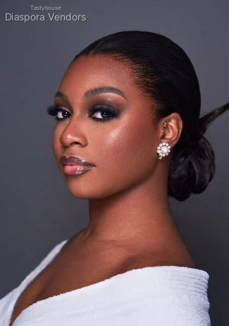 Yetini Makeovers – Professional Makeup Services