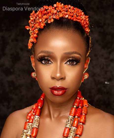 Omaah House of Glam – Home Service Makeup in Manchester