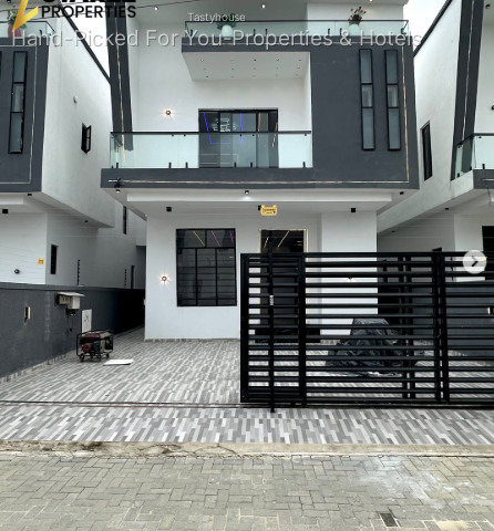 CONTEMPORARY 4 BEDROOM FULLY DETACHED DUPLEX FOR SALE