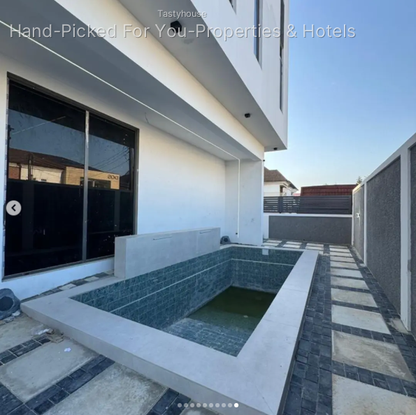 Luxury 5-Bedroom Fully Detached Duplex with Pool & Cinema