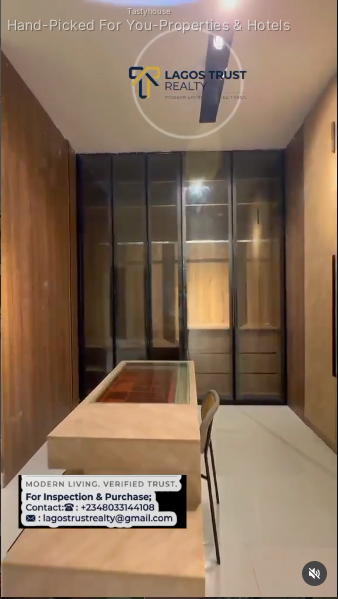5-Bedroom Detached House with BQ, Pool & Cinema