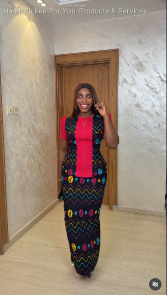 Toyins Onjaowu Set