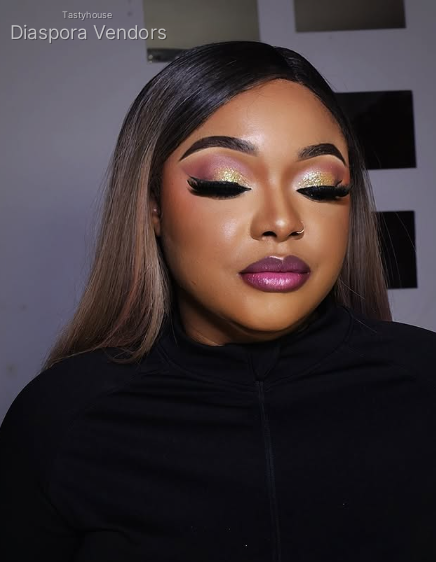 Makeup & Photoshoot Studio
