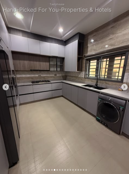 4 Bedroom Detached Duplex with 2 Guest Chalets & BQ