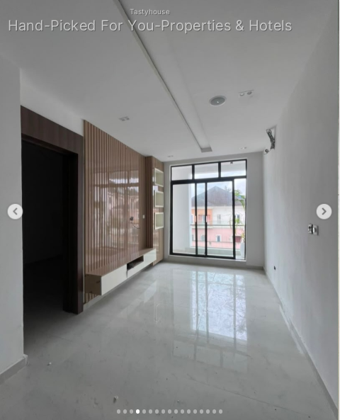 Contemporary 5-Bedroom Fully Detached Duplex with Pool & Cinema