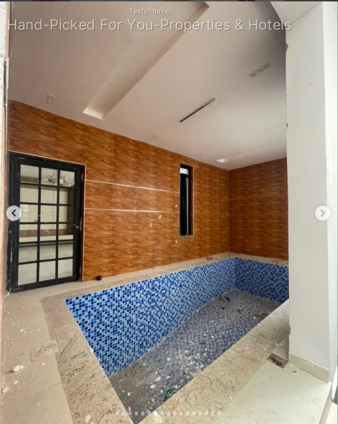 Contemporary 5-Bedroom Fully Detached Duplex with Pool & Cinema