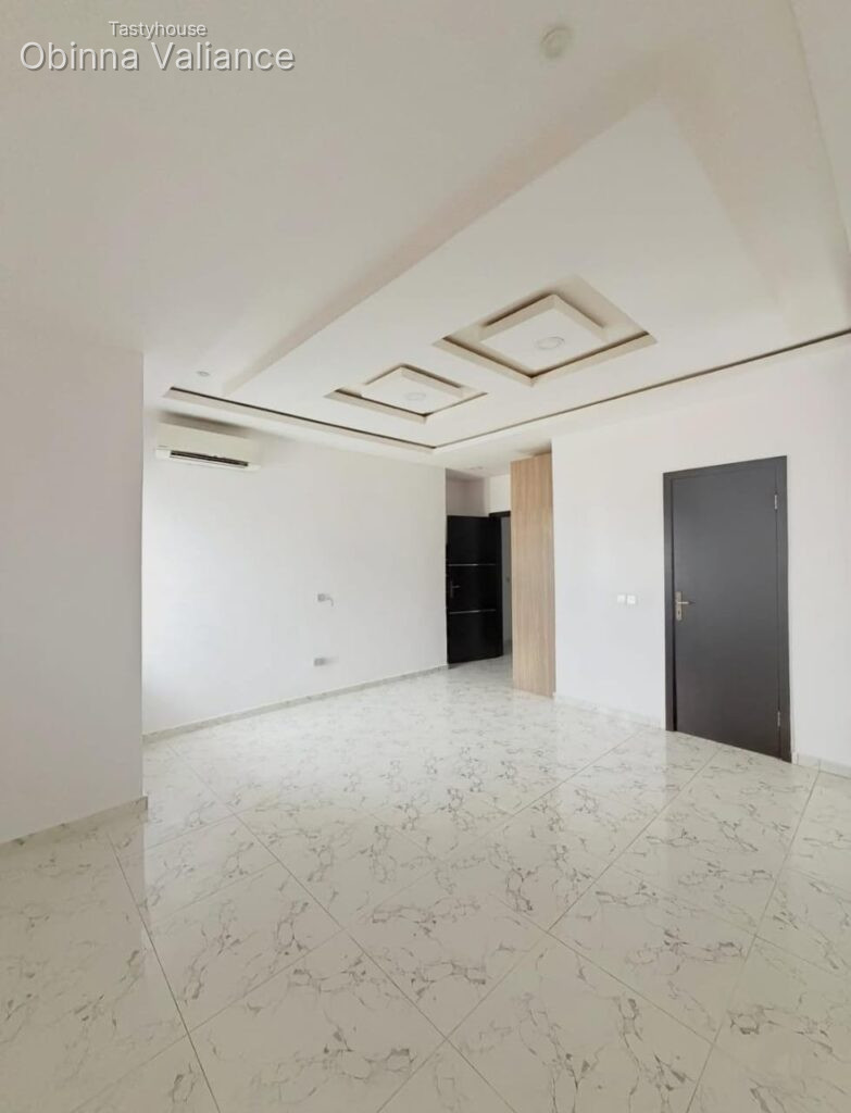 3BEDROOM APARTMENT WITH BQ FOR SALE IN IKATE