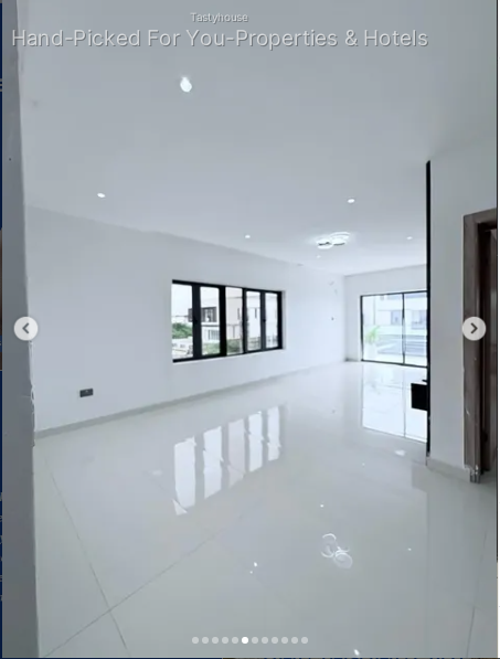 5 Bedroom Fully Detached Duplex For Sale