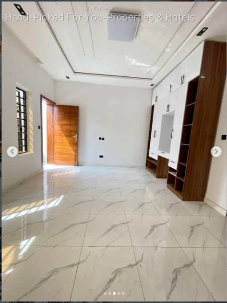 4-Bedroom Terrace Duplex with Private Compound