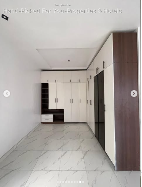 5 ๐ฏ๐ฒ๐ฑ๐ฟ๐ผ๐ผ๐บ fully detached duplex