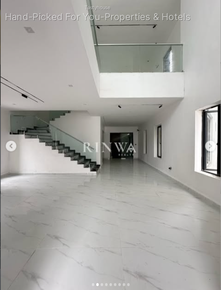 5-Bedroom Detached House with Indoor Swimming Pool & BQ