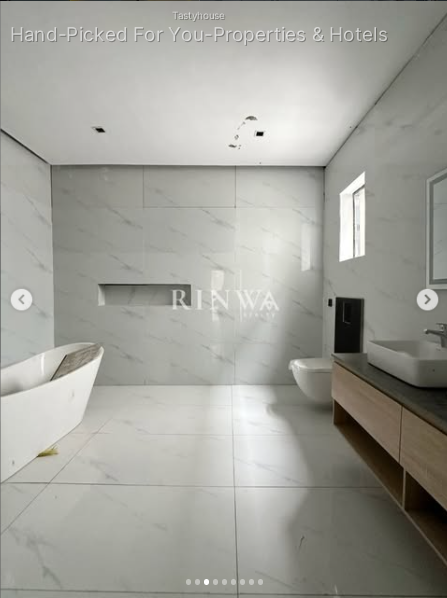 5-Bedroom Detached House with Indoor Swimming Pool & BQ