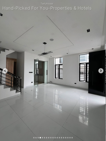 Contemporary 4-Bedroom Detached Duplex