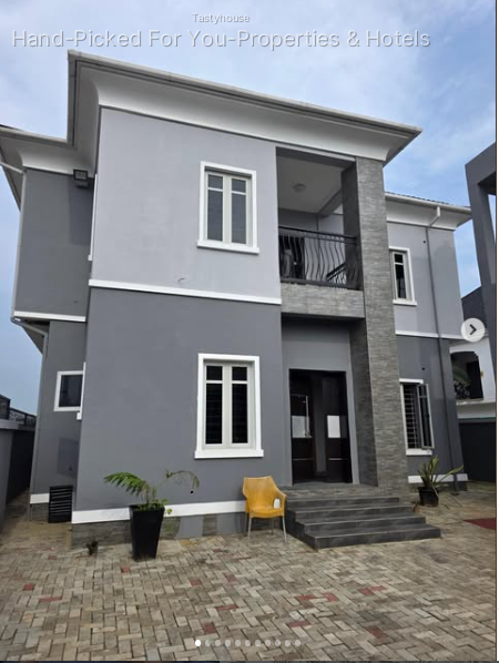 Standard 4 bedroom Duplex with BQ