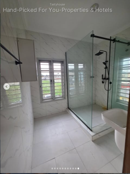 Standard 4 bedroom Duplex with BQ