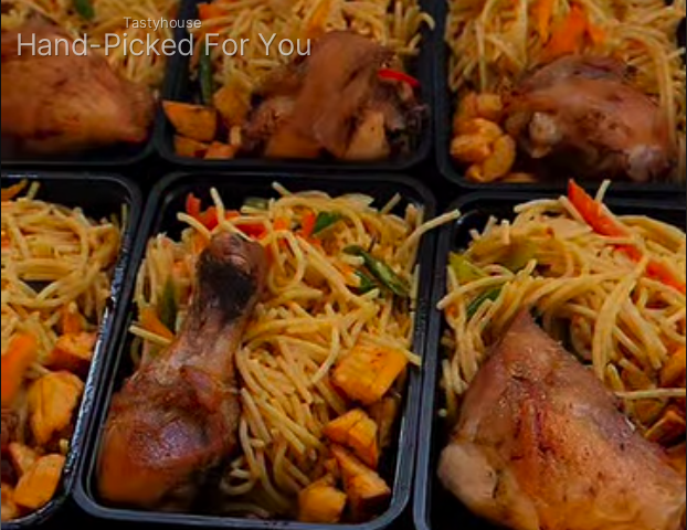 THE HOTBITE SMOKEY JOLLOF
