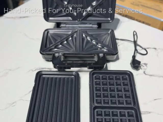 3-in-1 Multi-functional Sandwich, Waffle, and Grill Maker.